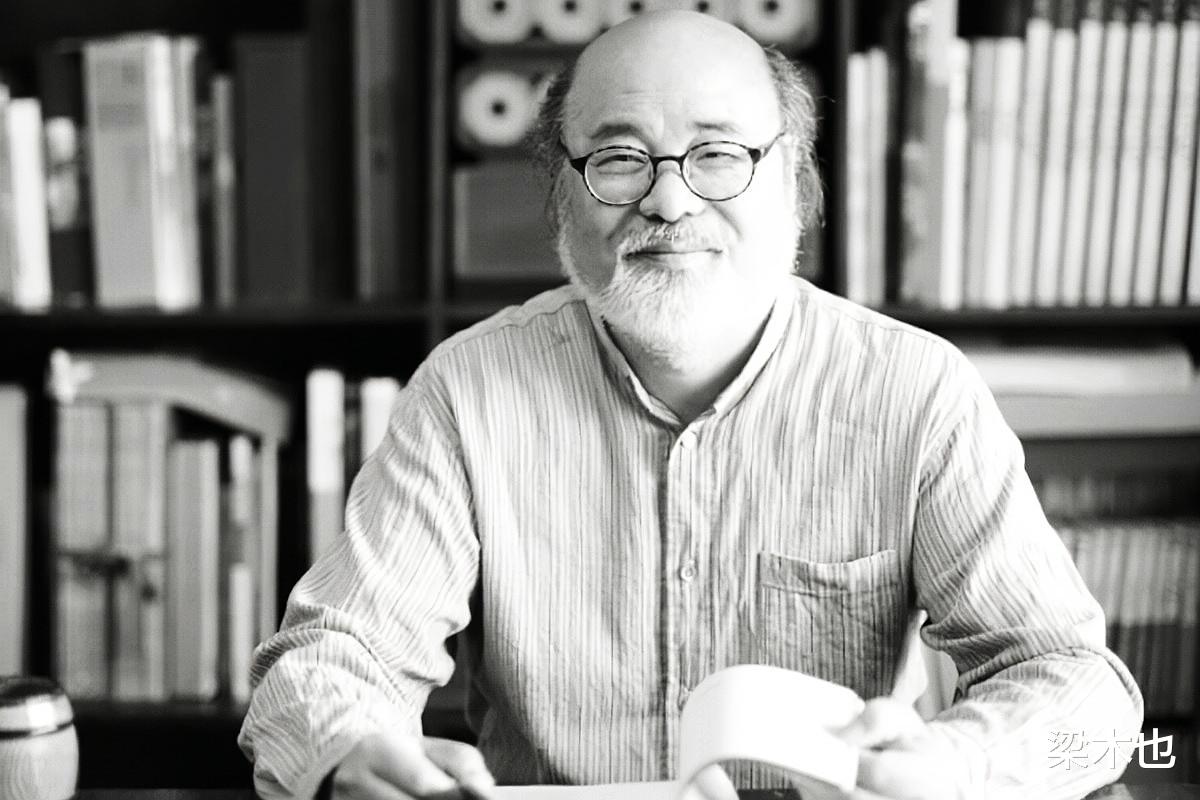 |从孙海鹏的《雄狮少年》到吴勇设计的插画，他们为什么着急推荐审丑？