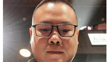 岳云鹏|相声演员岳云鹏，半夜上热搜，这是发生了啥事了