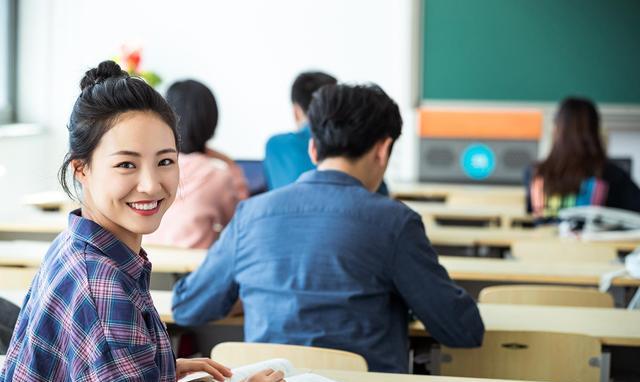 软件工程|本科收入高的20强专业：前十几乎都是计算机专业，工科很吃香