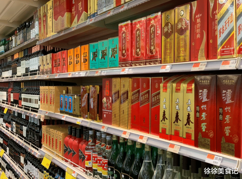 超市角落这3款口粮酒,曾火遍一时,如今却因为太便宜而被忽视