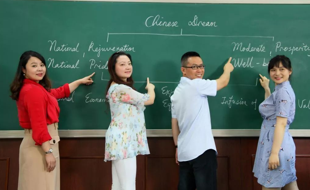 招聘|阴盛阳衰,中小学教师男女比例失调,什么因素使男生不愿做老师