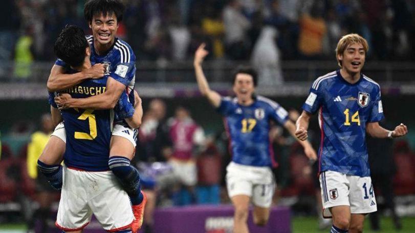 林志玲|林志玲丈夫激动发文庆祝日本队晋级，要在一岁儿子抓周仪式放足球