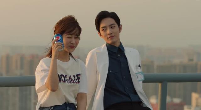 余生|肖战《余生》空降定档!平台超600万人预约,鹅厂赢得彻底