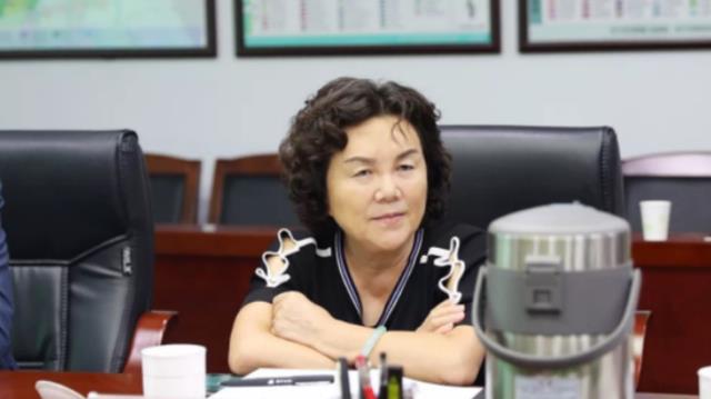 任正非|任正非能考上大学，多亏弟妹们省下的玉米饼，这些亲人现在怎样了