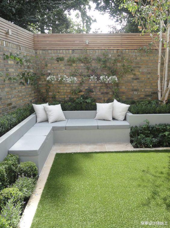 越来越多人在院子里设花坛,学她家连着卡座做错层,不是一般的好用