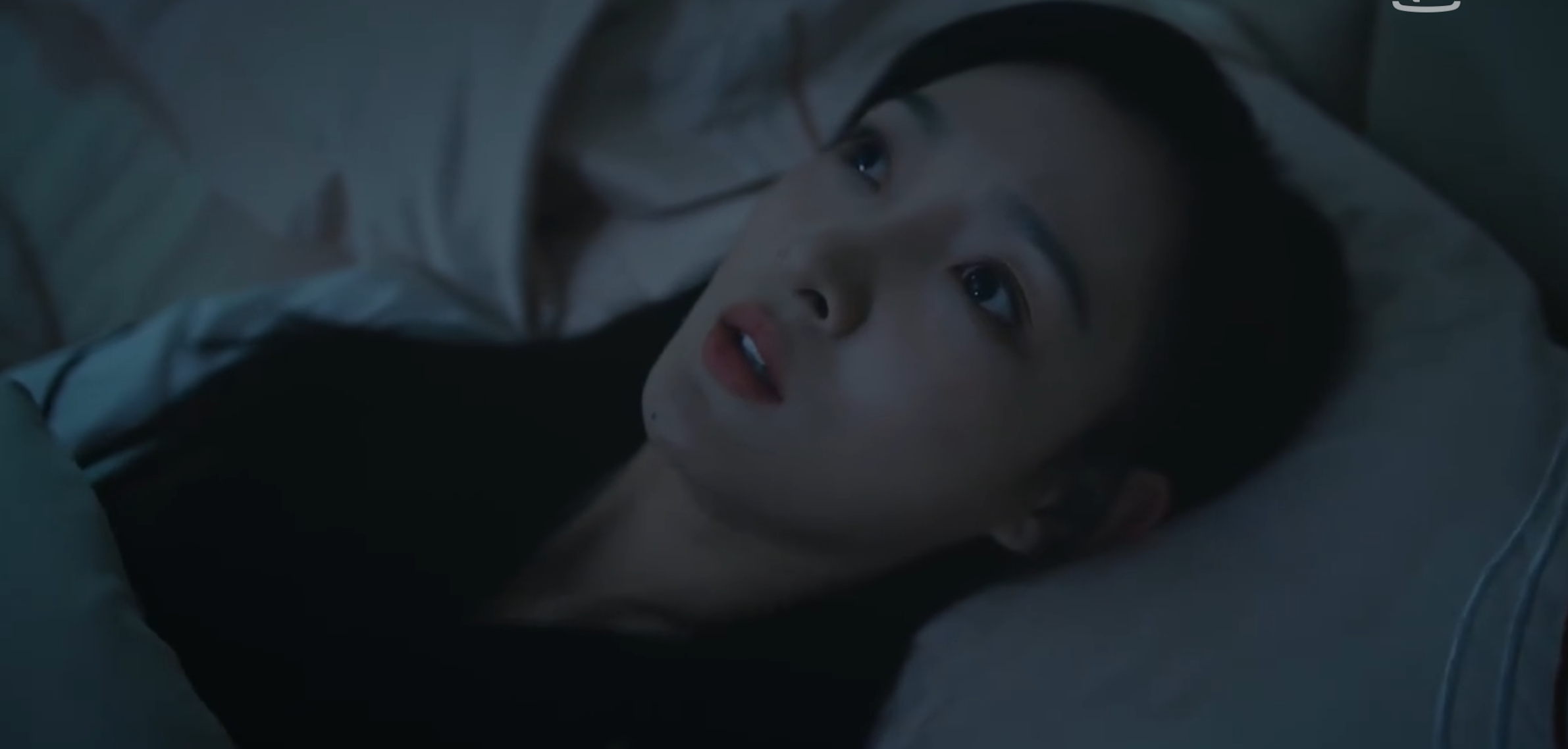 心动不可耻还很可爱|开播五个小时,就冲上榜单第一,终于有让我熬夜也要追的奇幻剧了