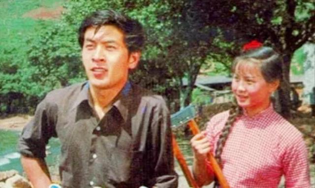 赵越|演员赵越：嫁二婚佟凡，结婚25年无儿无女，如今她还好吗？