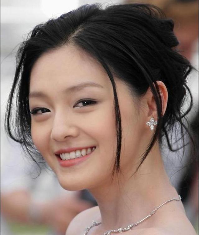 大S|汪小菲发文祝福大S,提及张颖颖耐人寻味,网友反应激烈不买账