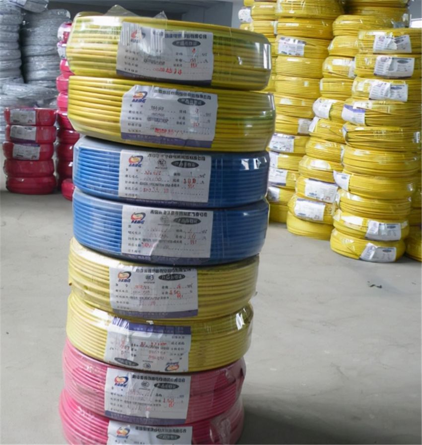 装修时多在辅料上留心眼！这6种辅料尽量自己买，不然很容易被坑?