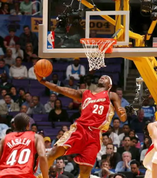 勒布朗·詹姆斯|盘点NBA5大詹姆斯