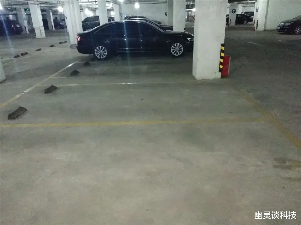 杭州|89平房子加个车位380万，准备交定金签约，房东突然变卦加价20万