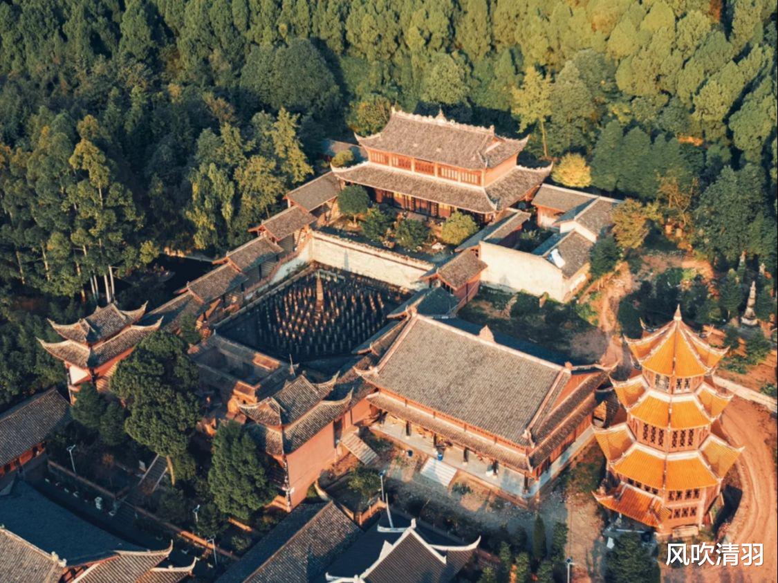 寺庙|成都隐藏一座千年寺庙，有168塔，日本信徒也赶来朝拜，却无人知