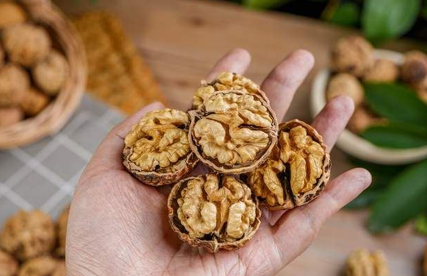 咽炎|男人不想“抬不起头”?常吃5种“锌食物”,助你重回巅峰