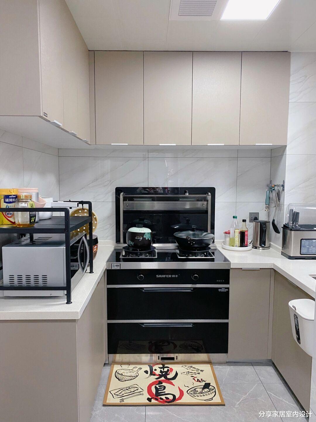 等我家装修了，学她家新房子，不豪华很舒适，很有生活气息！