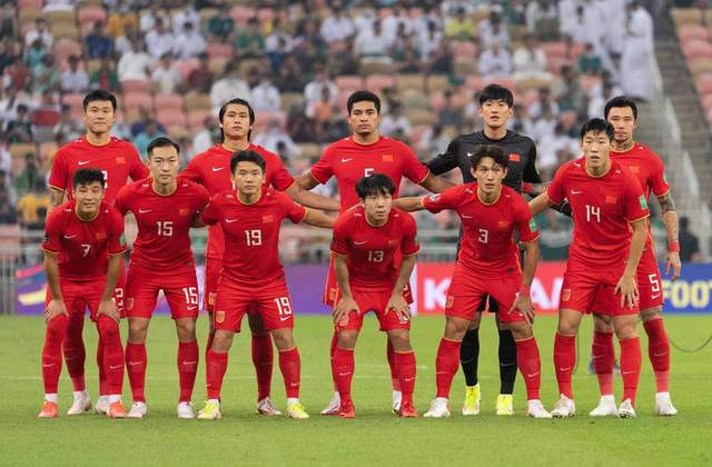 拜仁慕尼黑|不要再骂国足了，不然他们有可能会去东南亚国家当外援