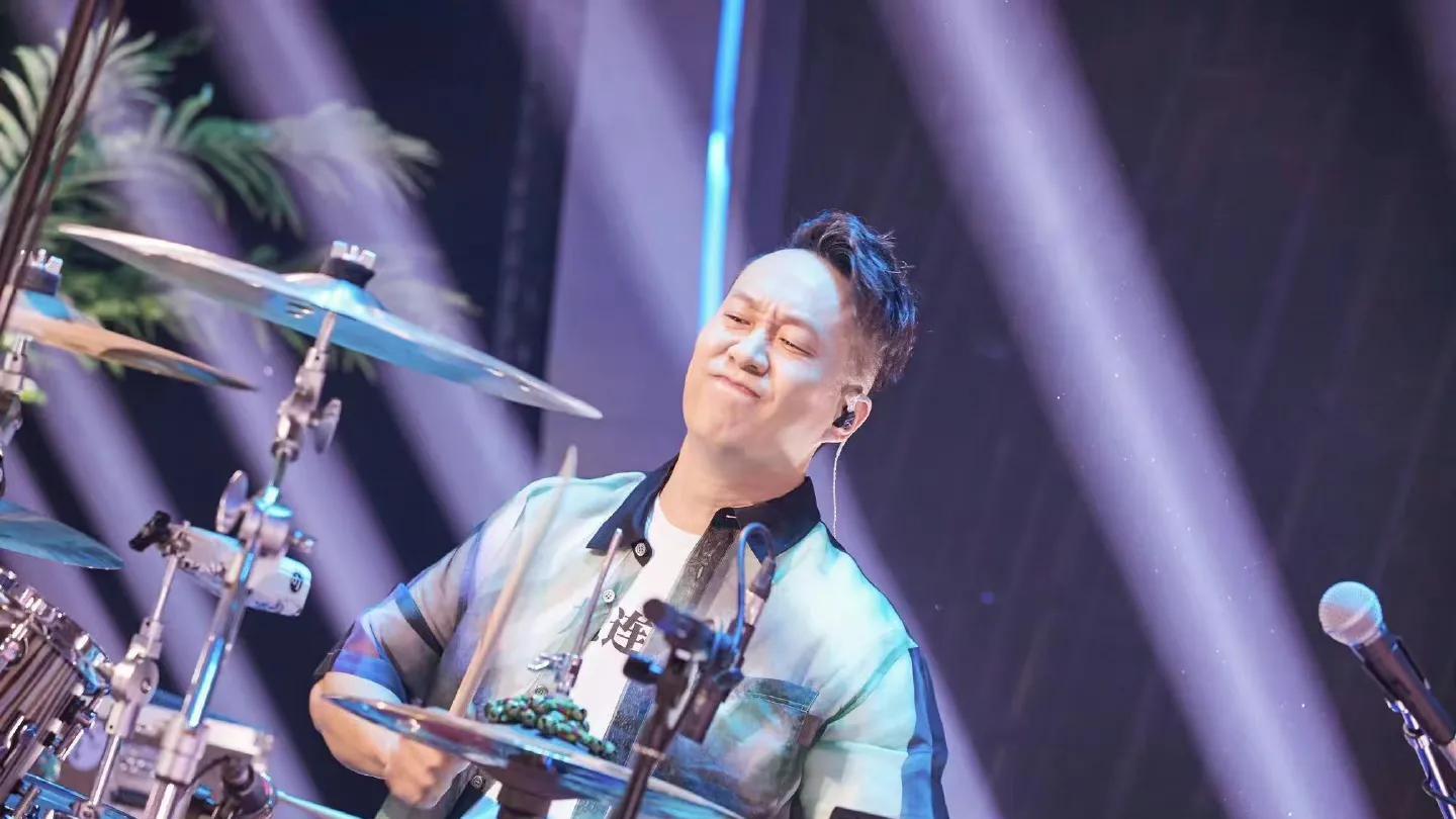 龚俊|6.16综:王心凌 杨幂 李斯丹妮 周深 龚俊 李宇春 刘宇 白鹿 陈伟霆