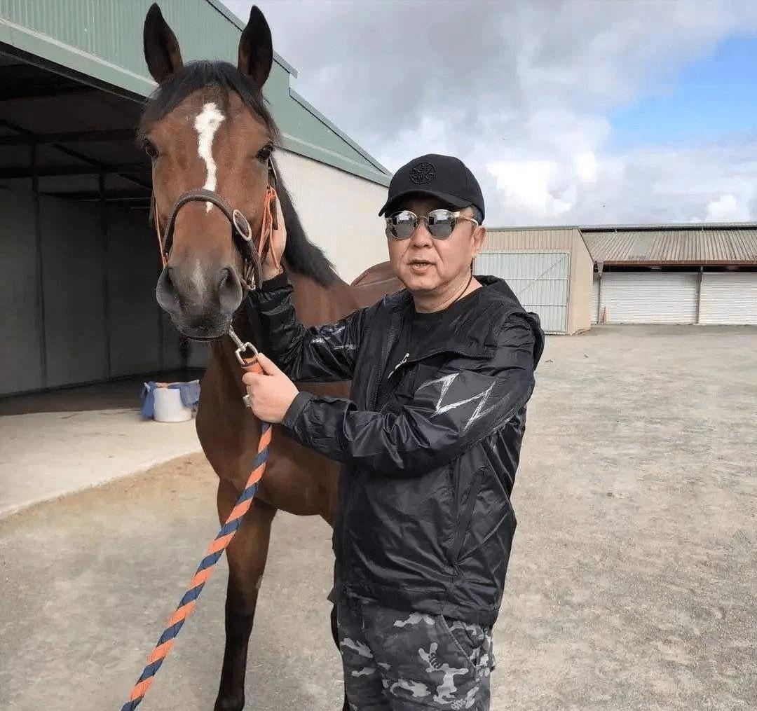 于谦|于谦的马场被正式拆除，留下一片狼藉，本人曾辟谣4亿拆迁款传闻