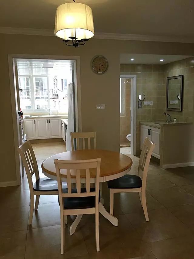 我家新房装修是用砖夹的橱柜,省钱又实用,从外观上能看出来吗?