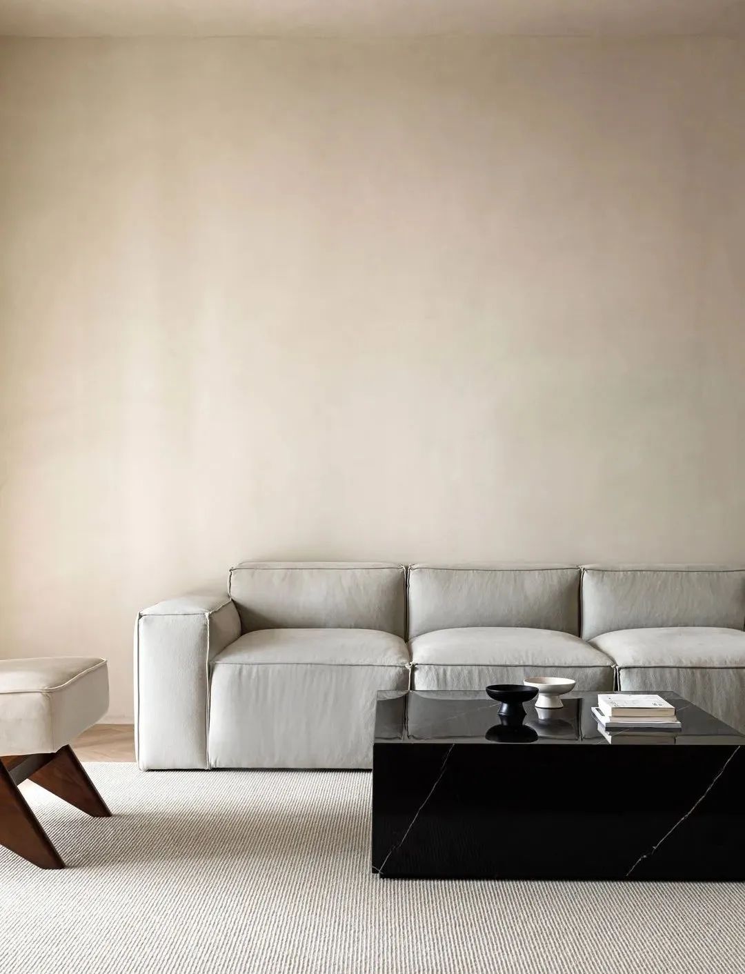 ?老房改造｜140㎡侘寂风，回归居住者的内心意境！