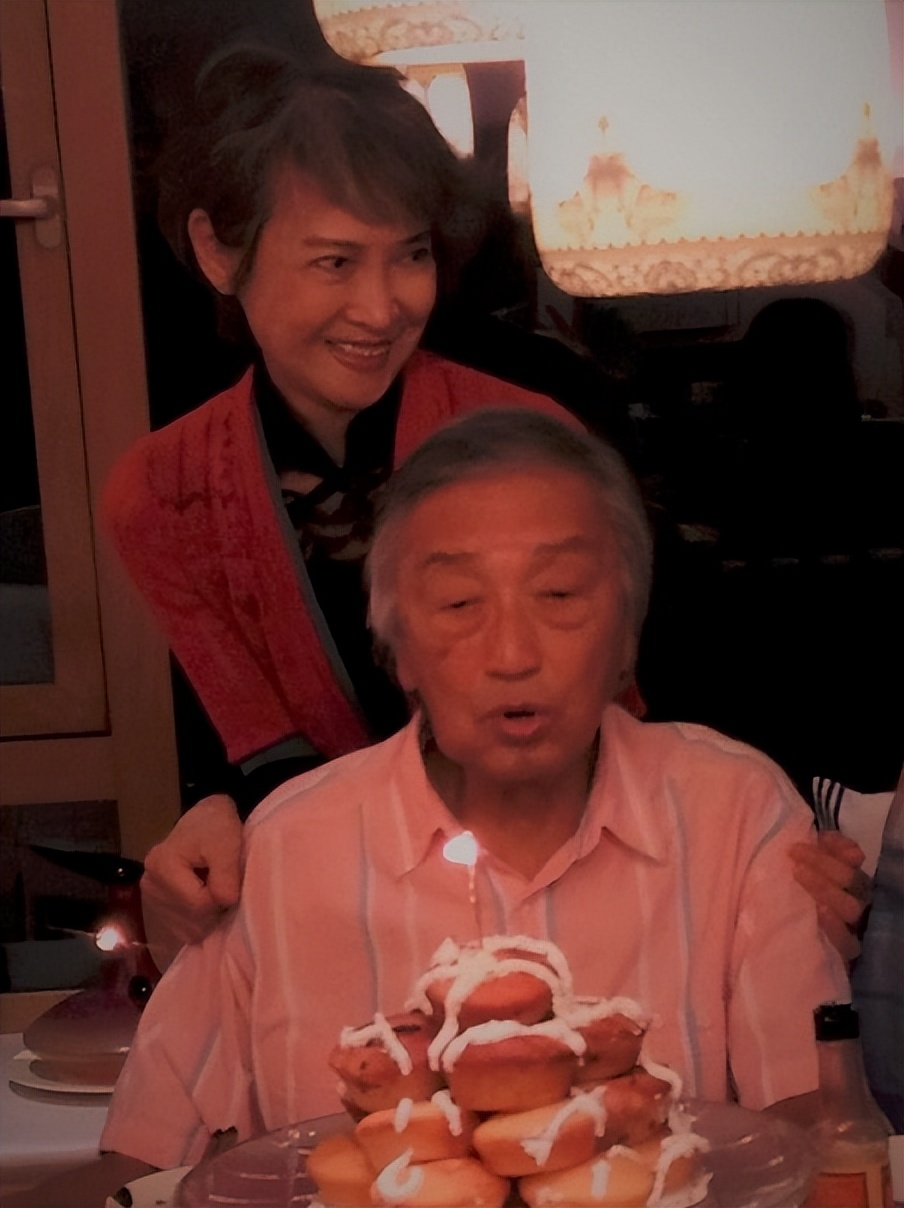 萧芳芳|悲痛！影后萧芳芳82岁丈夫患癌，凌晨睡梦中离世，曾任亚视CEO