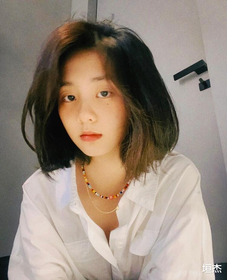 黄磊|黄磊女儿继承了妈妈的美！一张“高级贵气脸”，可以直接出道了