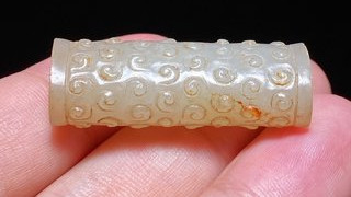 和田玉籽料|战汉 和田玉籽料 白玉 谷纹 玉勒 扁勒 挂件 把件