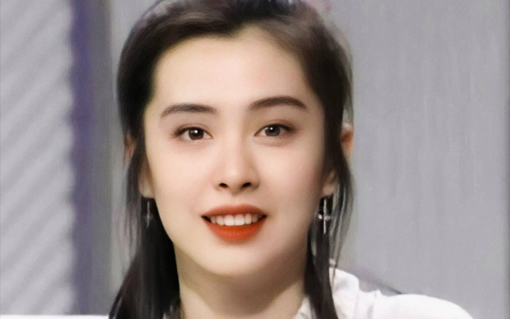 明星|4位永不复出的明星，有人相夫教子、有人移居国外，退的干干净净