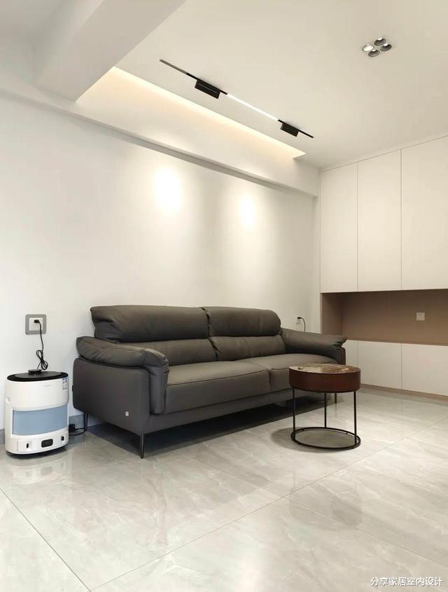 一家三口的新房,花35W装修现代简约风格,坚持电视墙不做造型!