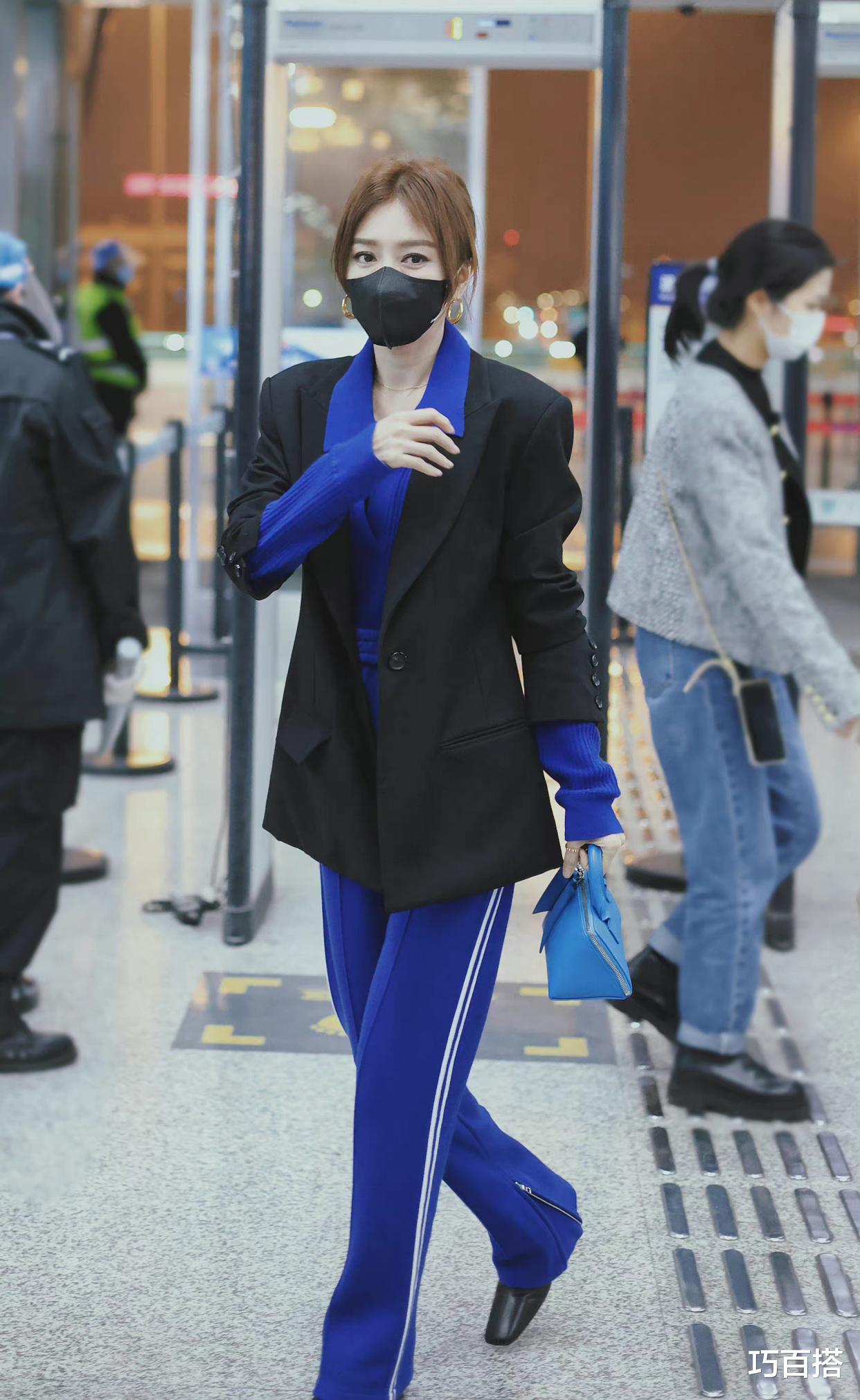 童星|40岁女人减龄还要是看秦岚,年轻又优雅的穿衣风格,可以放心照搬