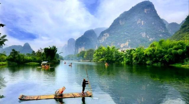 中国国家地理|以“山水美景”闻名的城市，这两个很迷人，一南一北，有你家乡吗