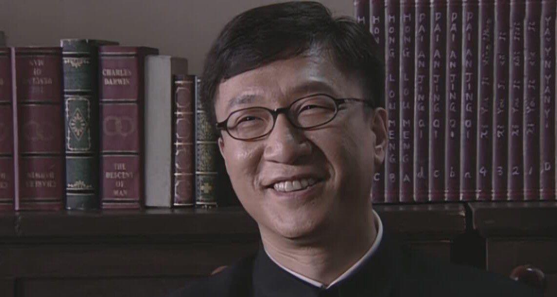 间谍|入戏太深的作者:小说剧情过于真实引起注意,最终证实作者为间谍