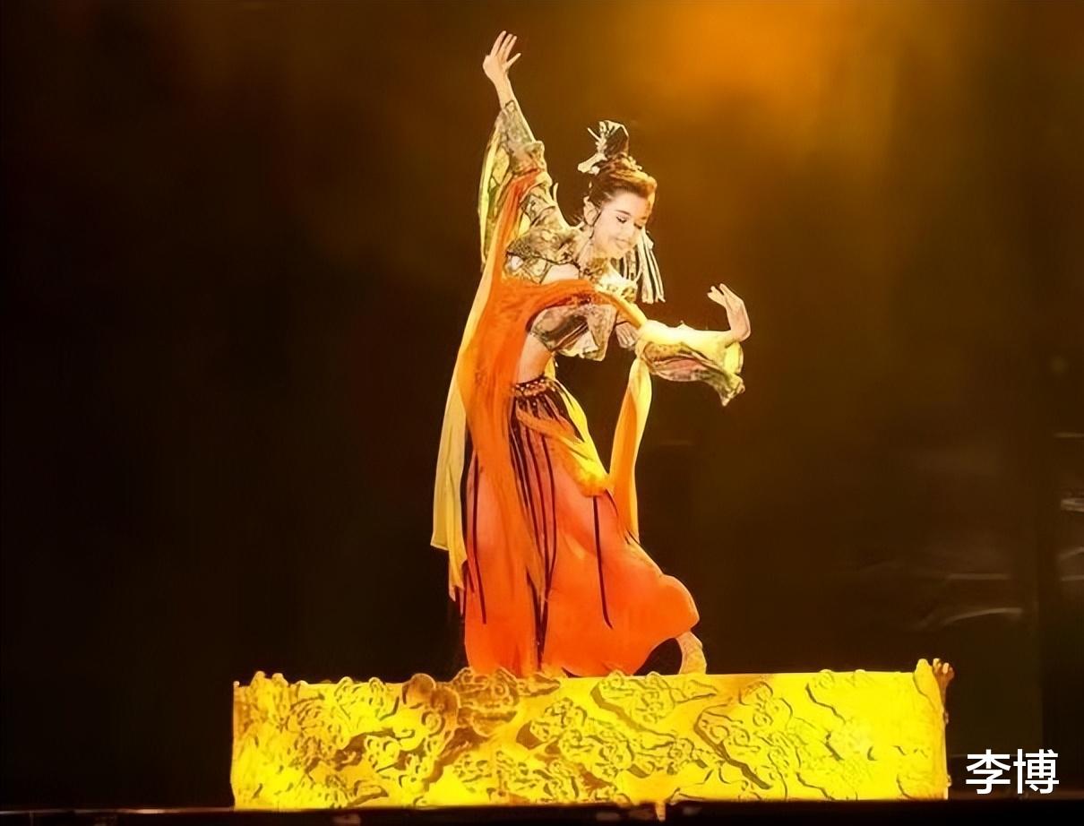 少数民族|盘点15位“少数民族”女星，充满异域风情