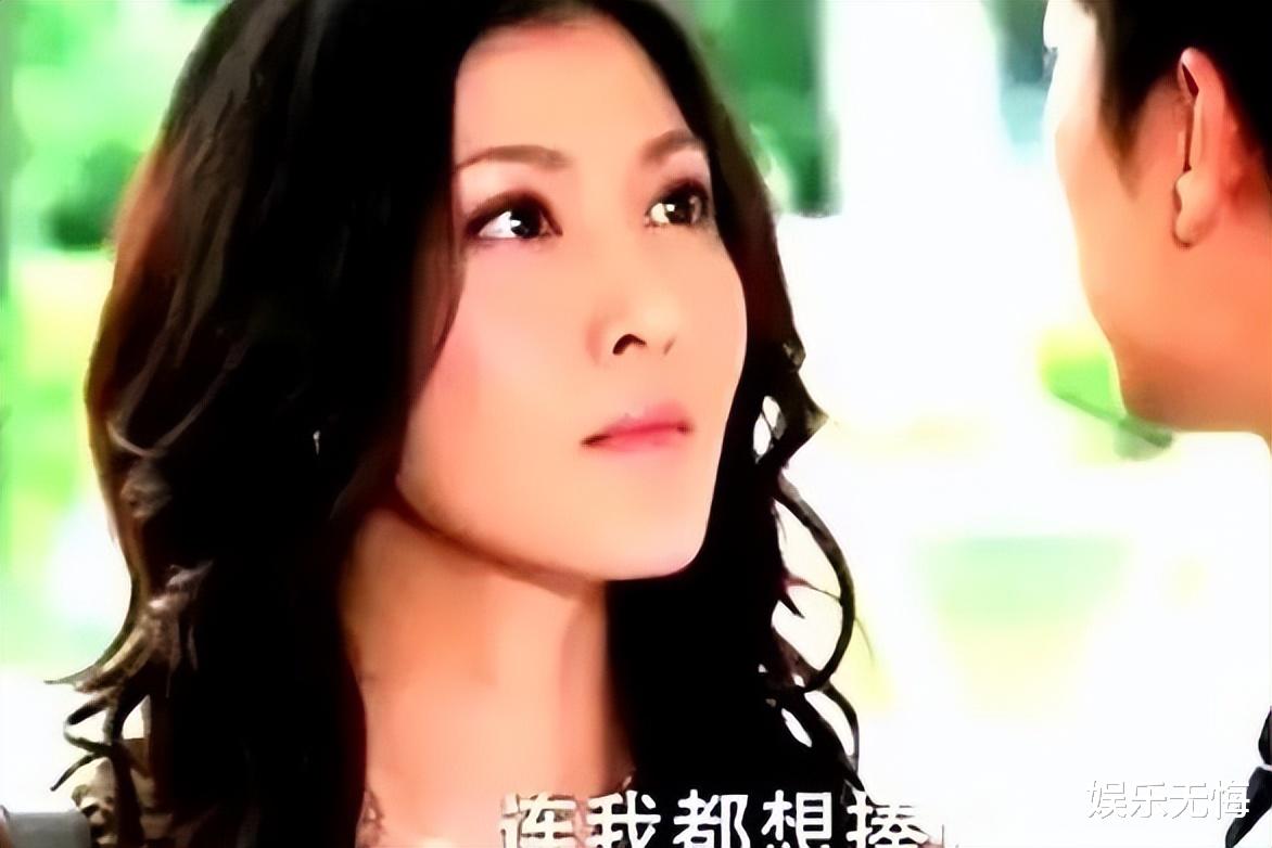 李彩桦|38岁李彩桦近况曝光，和前夫离婚净身出户，现居上海生活依然滋润