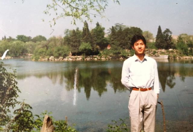 田朴珺|7位内地富豪妻子的颜值,马化腾老婆大气,王思聪妈妈气质高贵