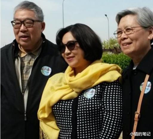 李连杰|31年前，李连杰抛弃发妻黄秋燕，如今二人现状如何？