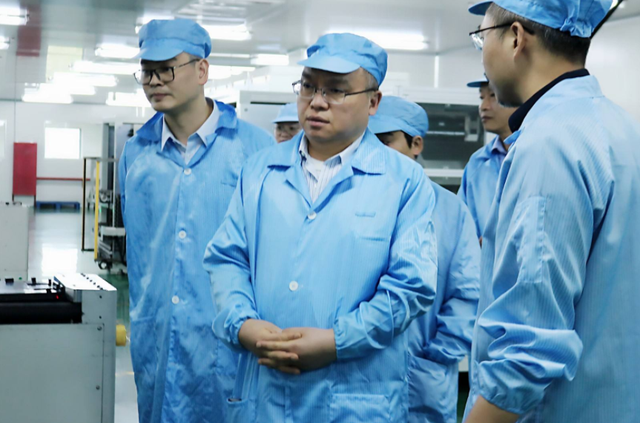 徕卡|放弃在清华读博，为任正非“定江山”的郑宝用，如今为何退居二线