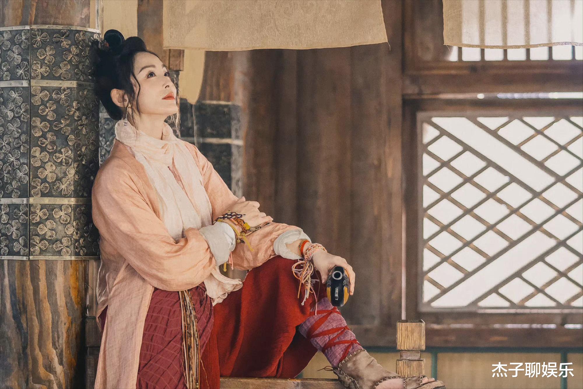 张敏|粗制滥造、剧情敷衍、演技尴尬，张敏也救不了王晶的最新烂片