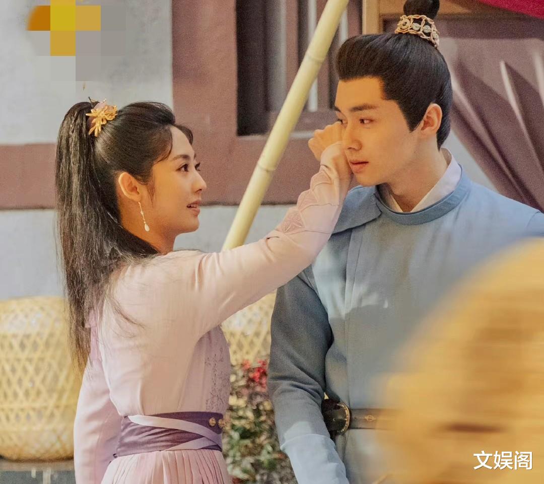 覆流年|《覆流年》配角阵容：认出了小李琳老公，没认出宋佳老同学的儿子