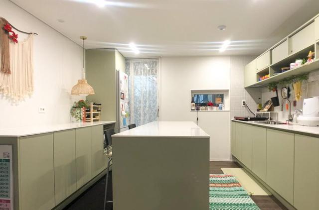 125三居室,坚持“去客卧化”设计,多个家庭活动室,全家都喜欢