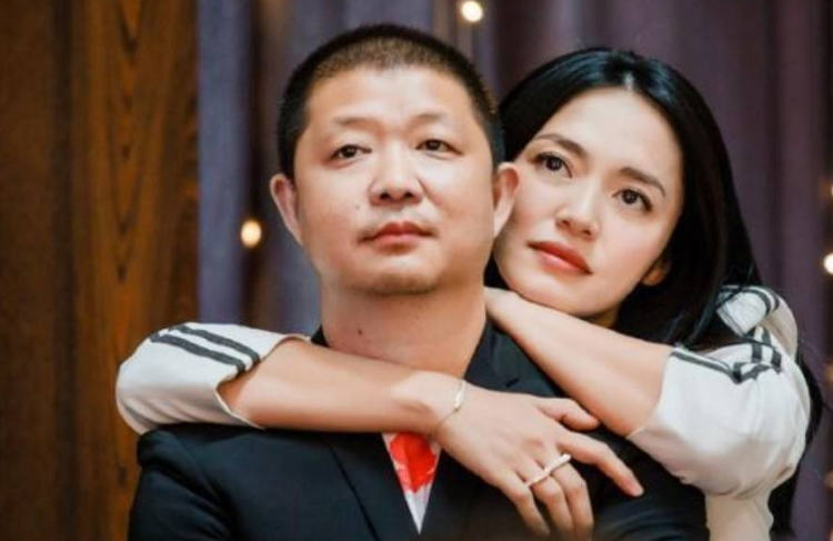 梅婷|“打脸”前夫，二婚比一婚更幸福的女星们，个个被老公宠上了天