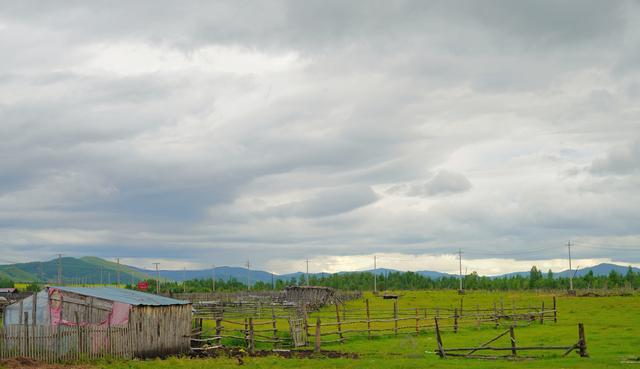 月牙泉|中国避暑好去处:夏日平均20, 草原森林美如画,8月去旅行正适合