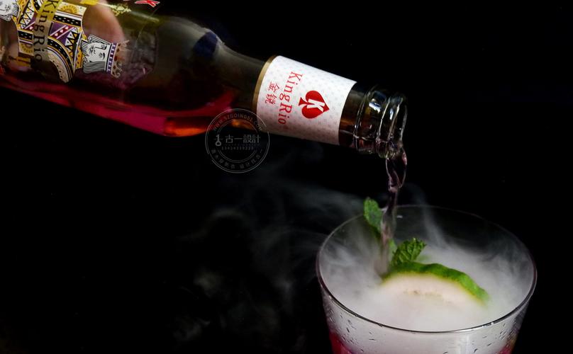 每天了解一个居家小妙招——小苏打放白酒里,让你受用一生