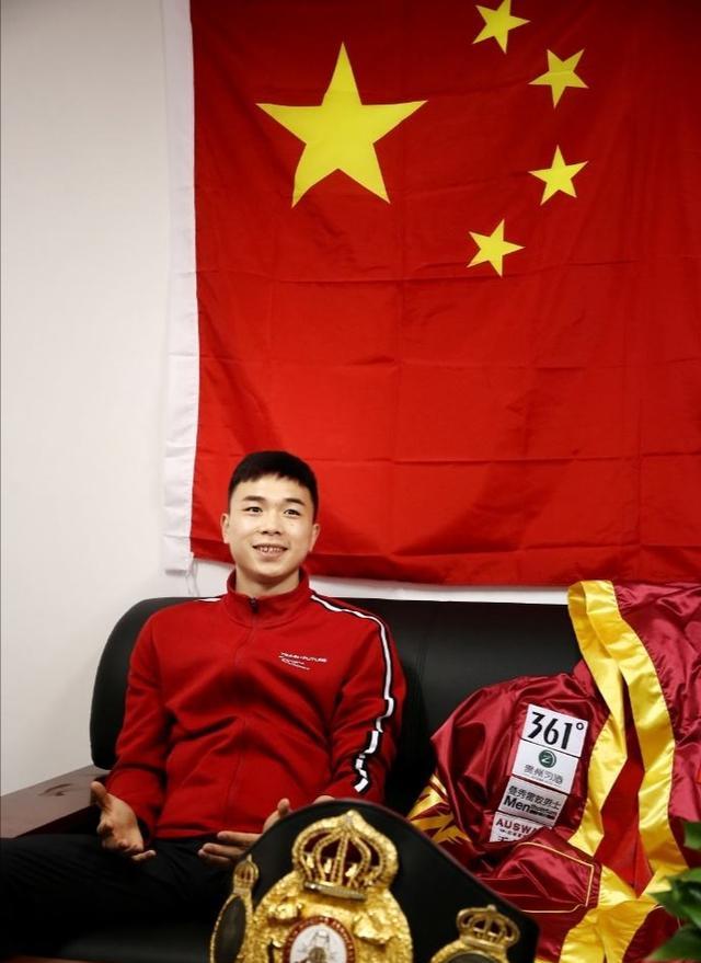 搏击|中国职业拳击和自由搏击废了？国内没比赛举办，拳手都改行了