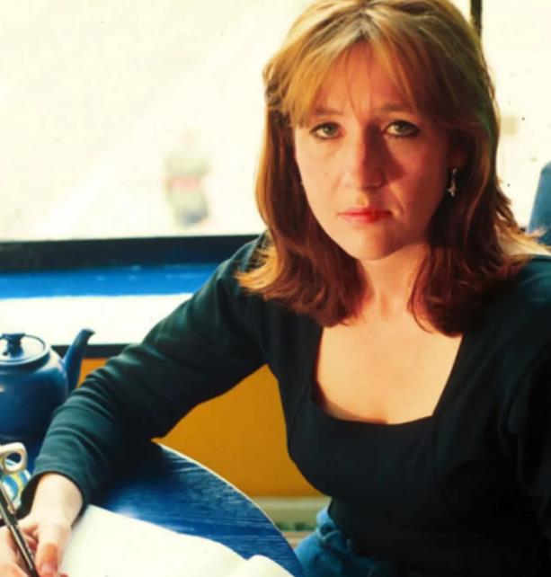 J.K.罗琳|华纳选择与JK罗琳合作，而非艾玛沃特森等跨性别支持者，这不意外