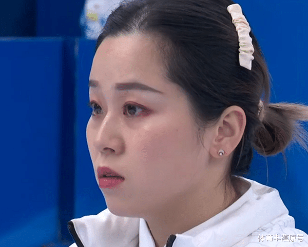 冰壶|冬奥决策失误连输三场，中国冰壶女队决战卫冕冠军，6: 2力拼奖牌