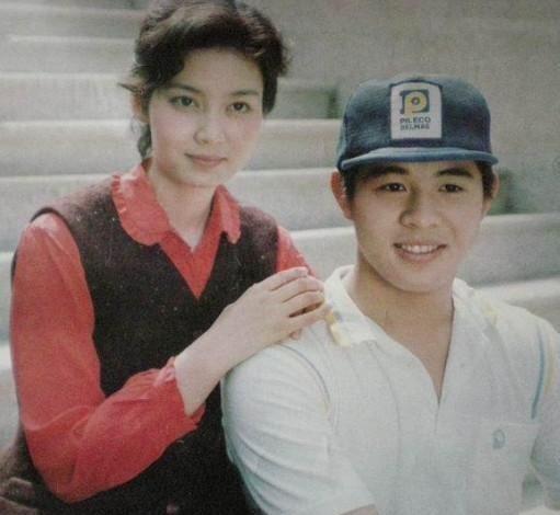 李连杰|李思:父亲是李连杰,母亲住10年地下室,都说后妈女儿没我好看