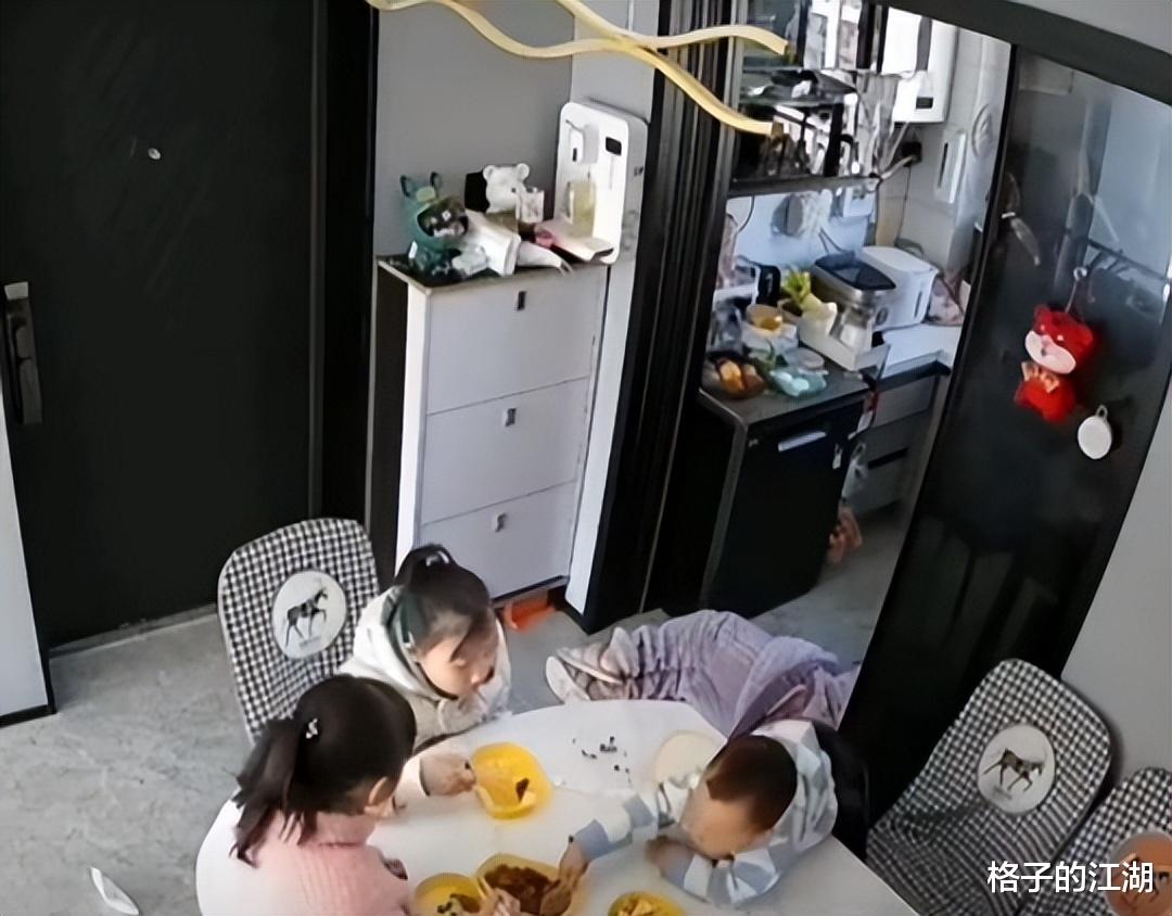 “妈妈高烧晕倒，孩子冷漠就餐无动于衷”事件，寒了多少父母的心？