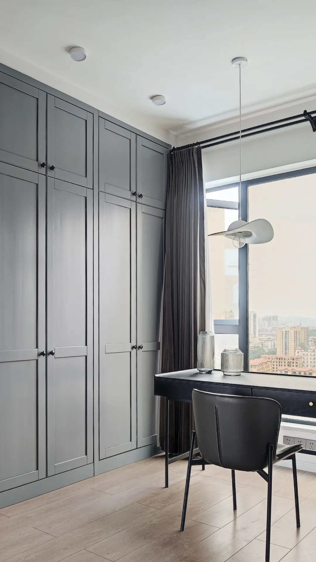 160㎡轻美式，自带氛围感的灰蓝色，营造浪漫的顶楼跃式！