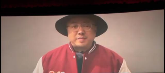 孟美岐|孟美岐出席《我心飞扬》首映礼,全程表情冷漠,电影经历不少波折