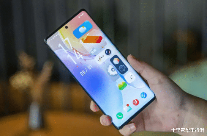 天玑9000|vivo X80系列曝光：有望本月发布！搭载最强天玑9000性能爆表！